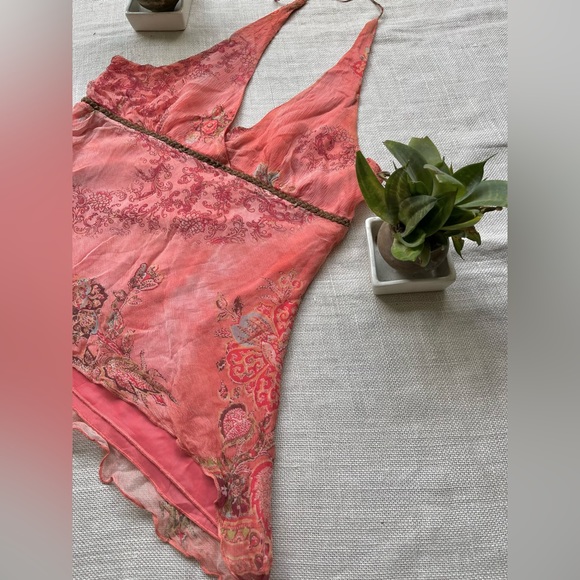 Coral Halter Neck Paisley Top - Picture 2 of 4
